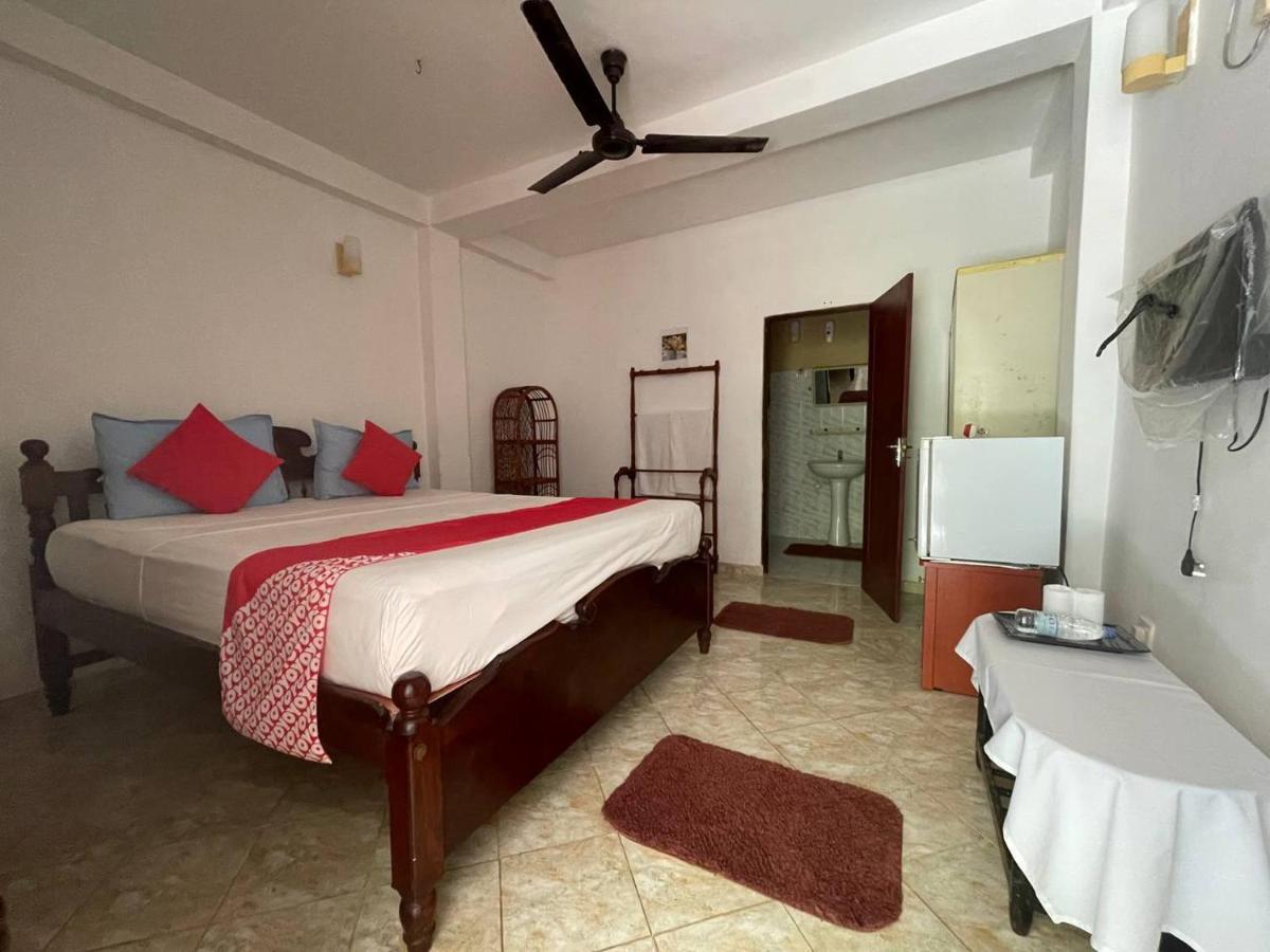 Lavila Beach Cottage Wadduwa Exterior photo
