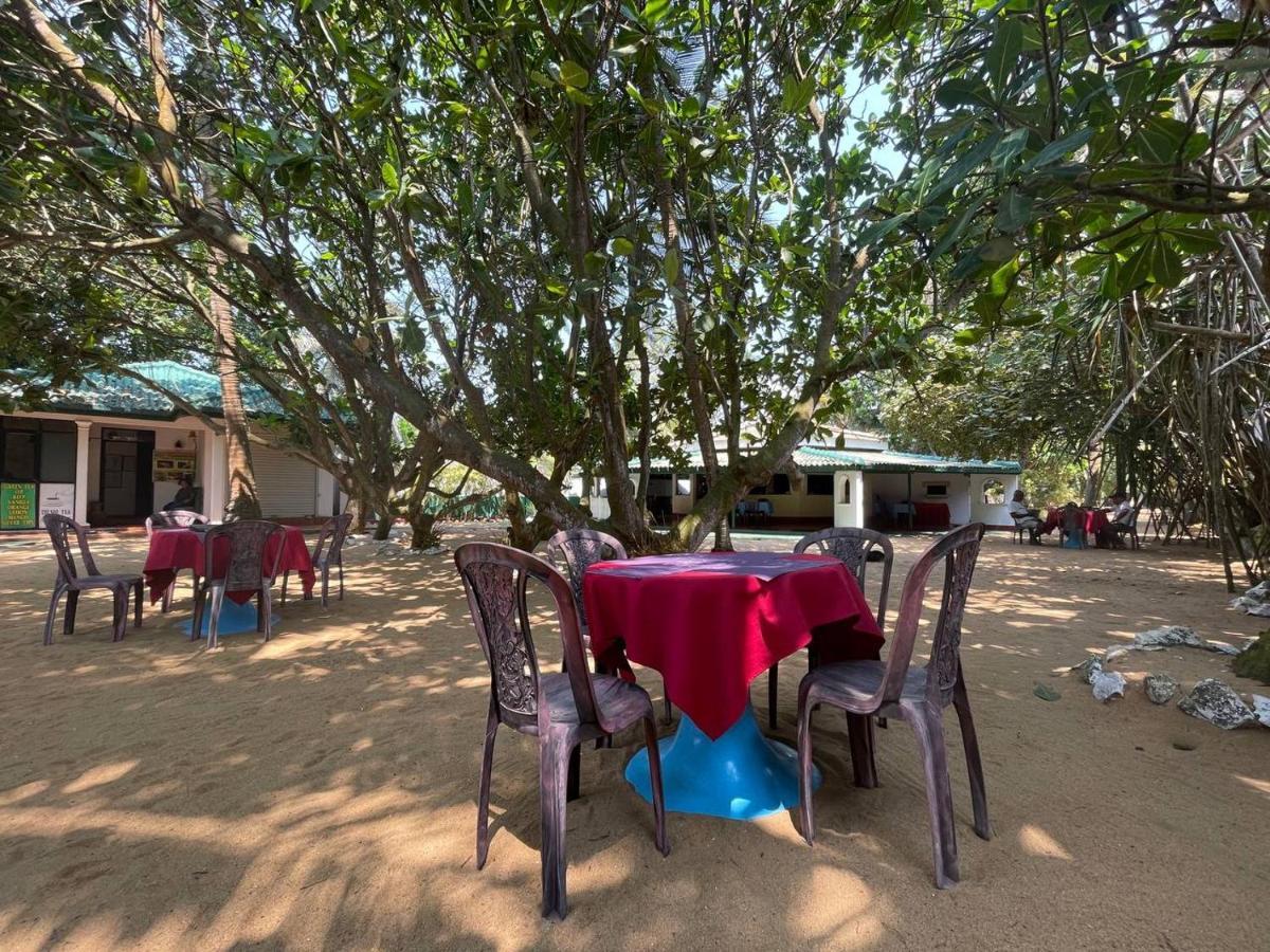 Lavila Beach Cottage Wadduwa Exterior photo